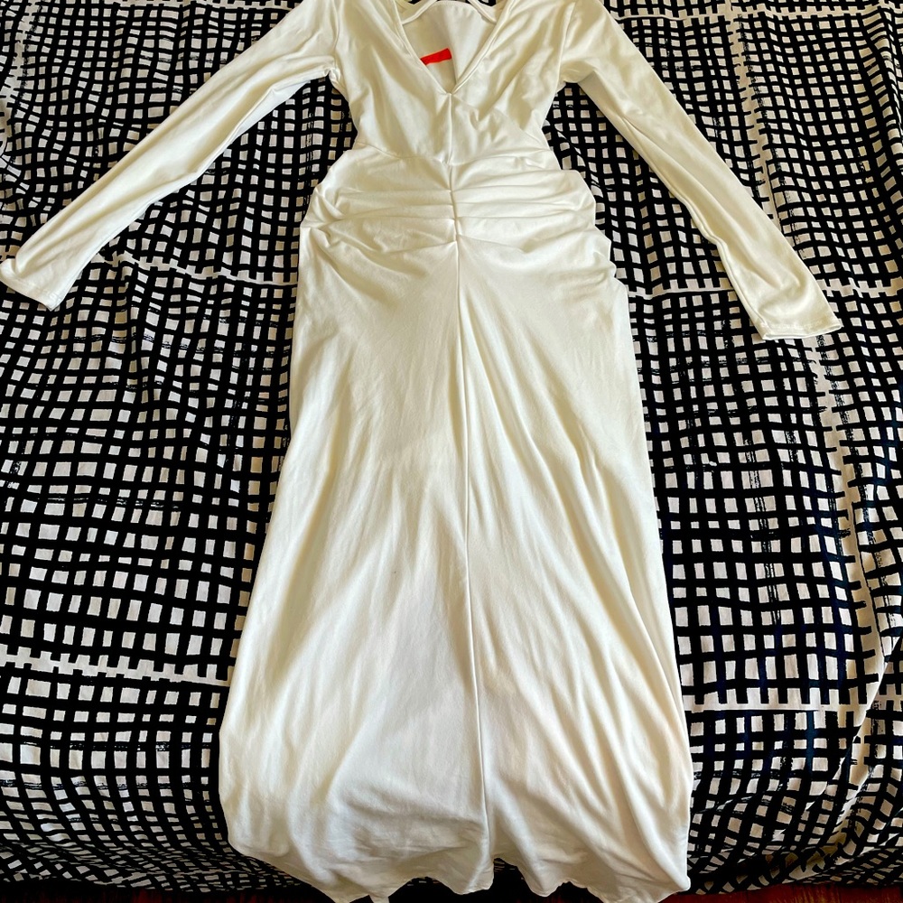 Classic white fitted dress with lots of stretch!
